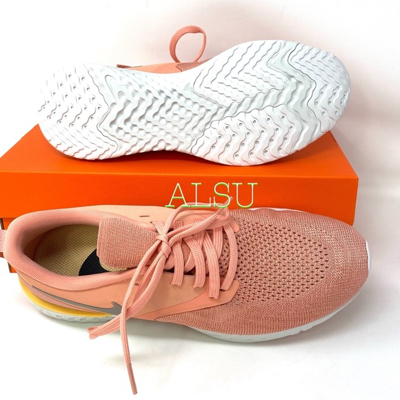 🌿Sale🌿 Nike Odyssey React 2 Flyknit Pink Quartz Women’s AH1016 602 - Picture 2 of 11